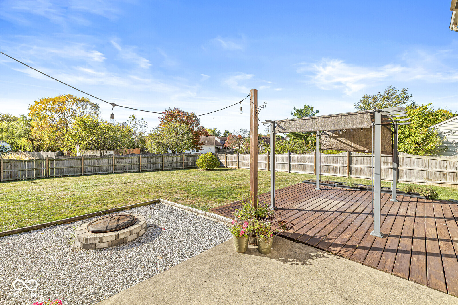 7603 Monterey Circle Avon, IN 46123 - Photo 3 of 41