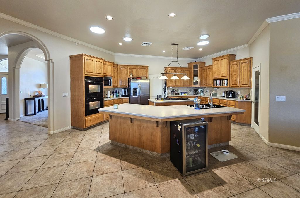 2333 Lacey Street Ridgecrest, CA 93555 - Photo 10 of 47