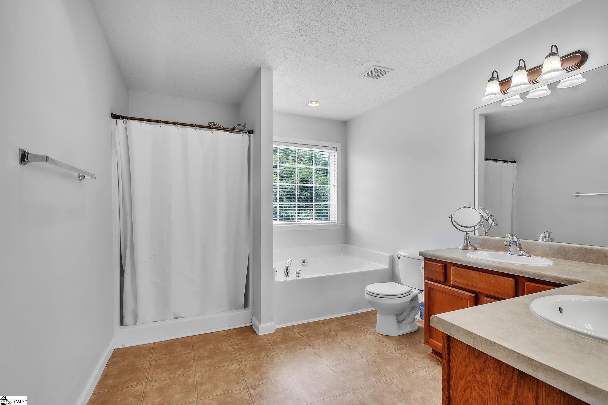 112 Rustcraft Drive Greer, SC 29651 - Photo 15 of 31