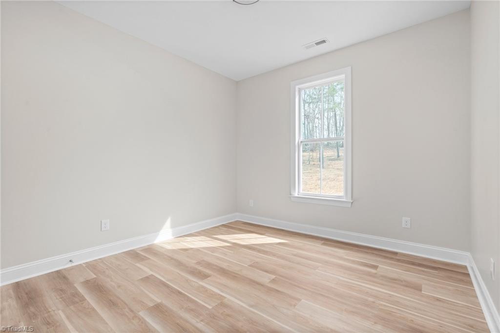 6439 Post Road Thomasville, NC 27360 - Photo 27 of 33