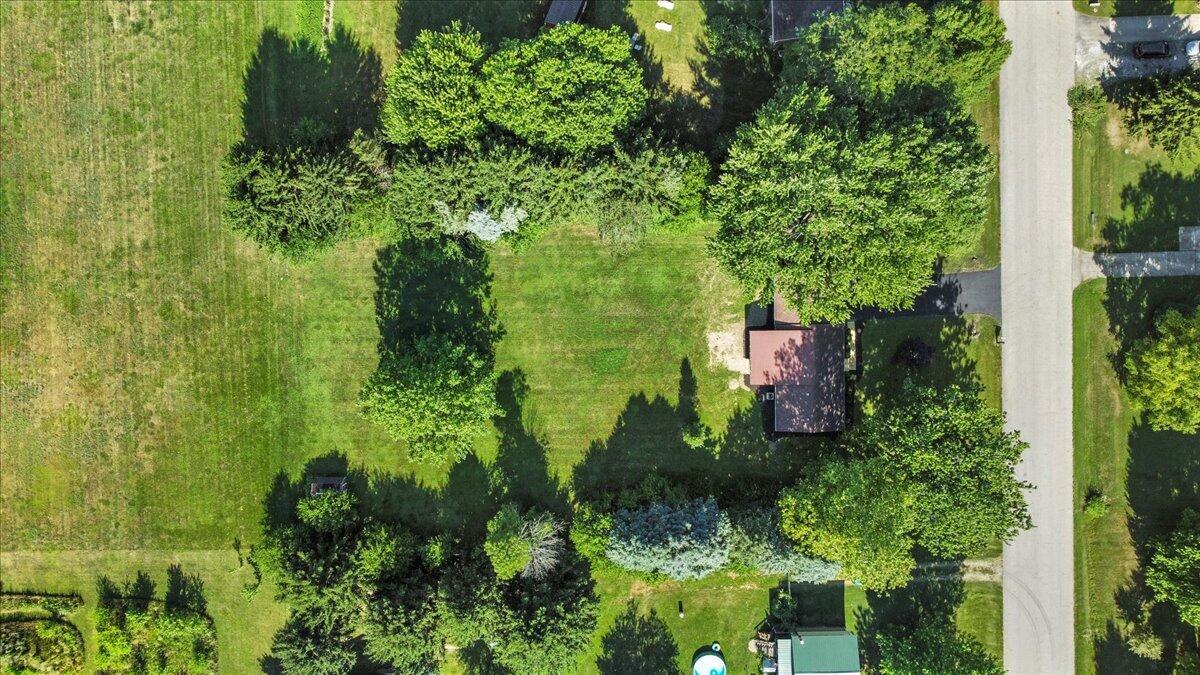 3165 Tamarack Avenue Springfield, OH 45502 - Photo 35 of 46 35-dji_fly_20240702_094420_308_171992788
