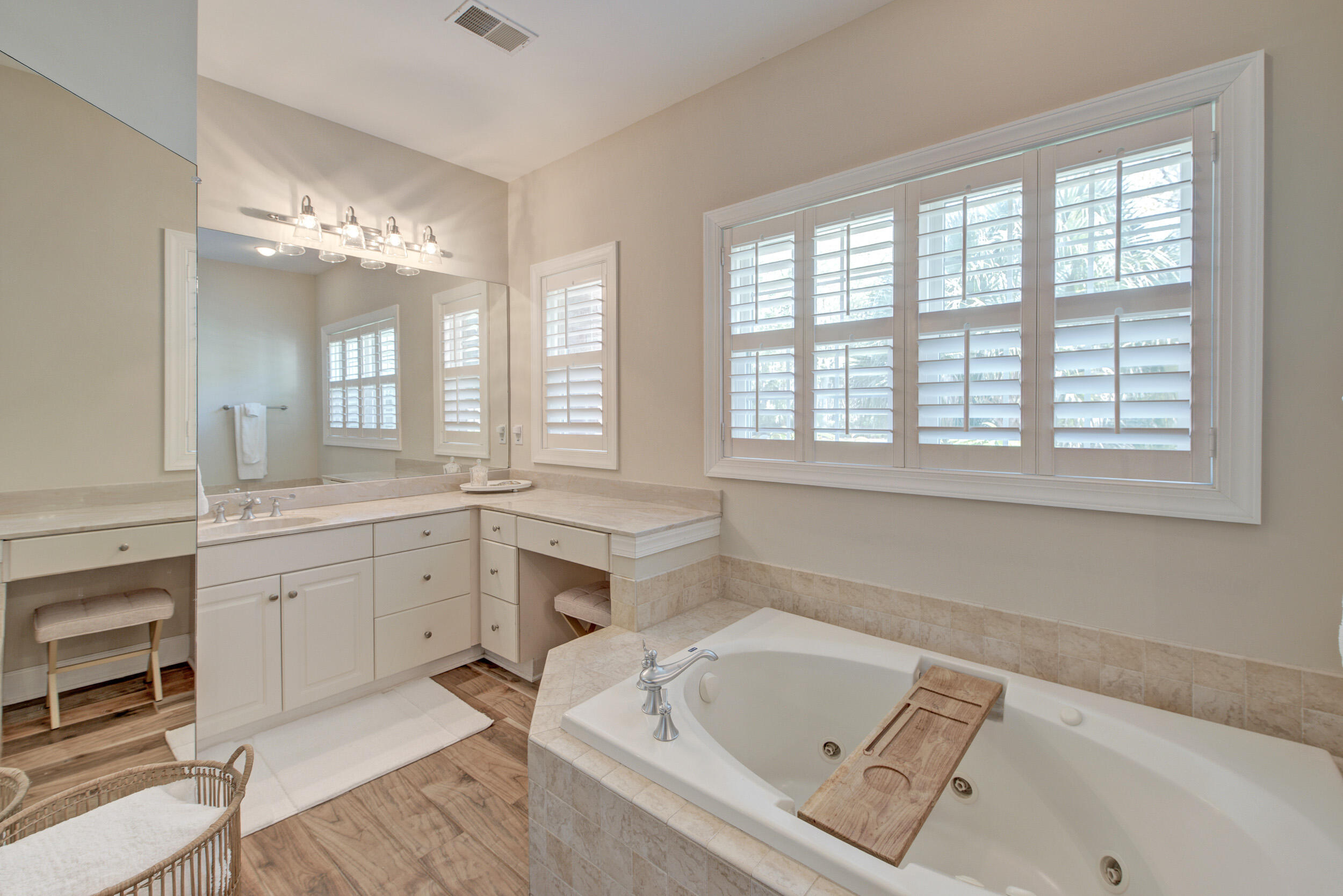 4002 Colonel Vanderhorst Circle Mount Pleasant, SC 29466 - Photo 36 of 90 4002 Colonel Vanderhorst-36