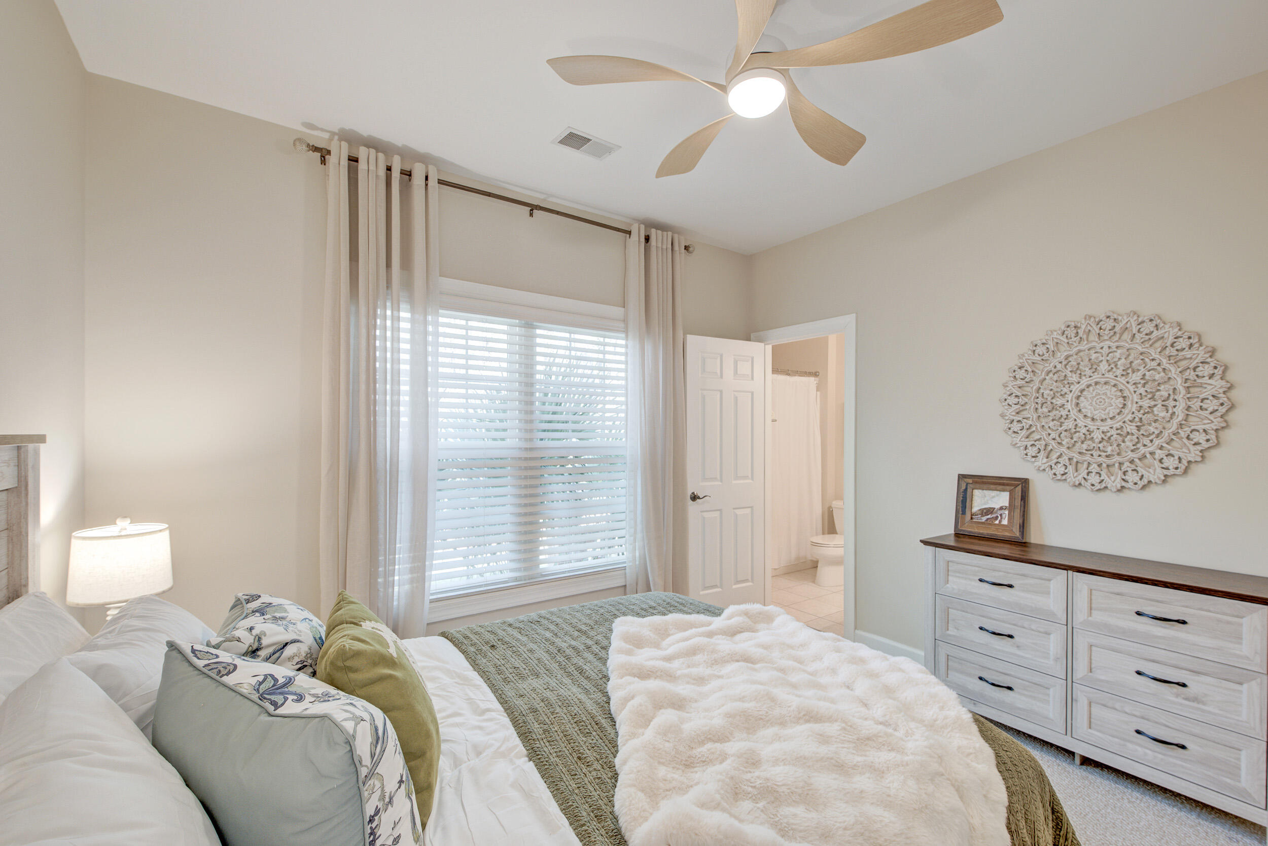 4002 Colonel Vanderhorst Circle Mount Pleasant, SC 29466 - Photo 43 of 90 4002 Colonel Vanderhorst-47