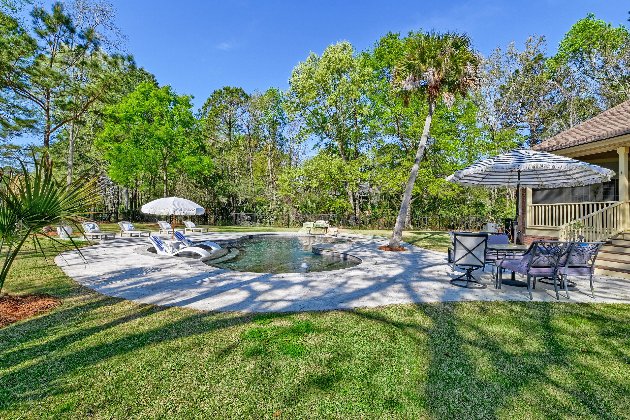4002 Colonel Vanderhorst Circle Mount Pleasant, SC 29466 - Photo 74 of 90 4002 Colonel Vanderhorst-76