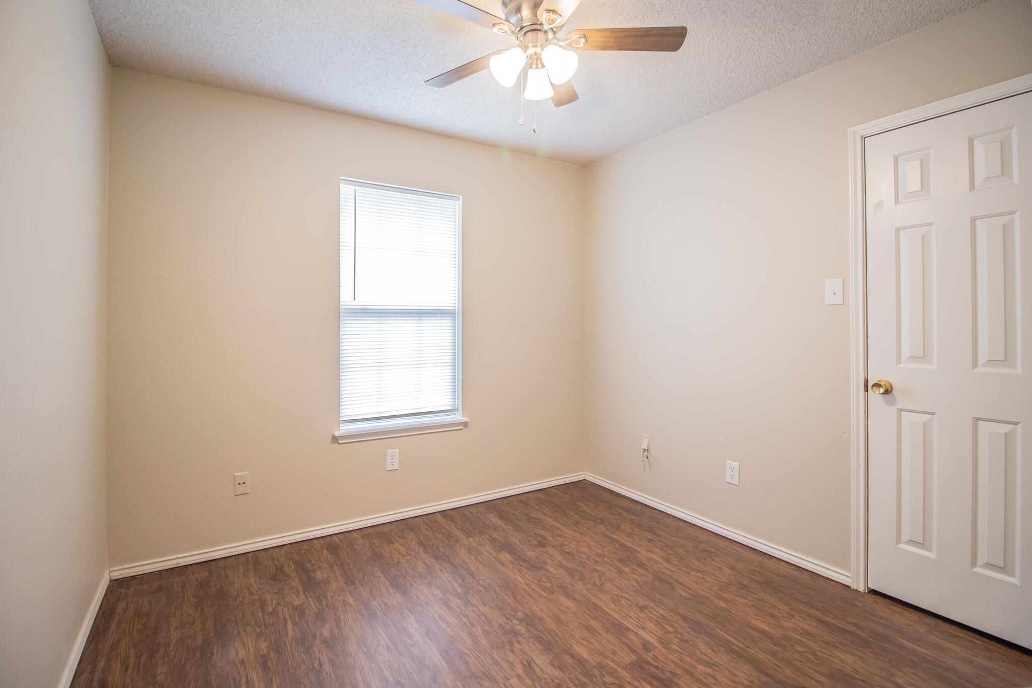 1815 79th Street Lubbock, TX 79423 - Photo 13 of 20 IMG_6767