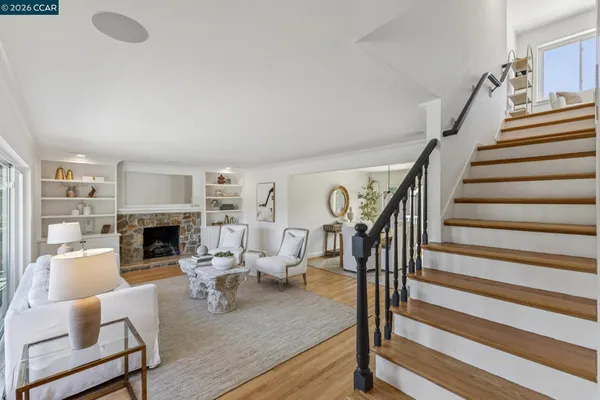 $2,295,000 | 1418 De La Cruz Way, Moraga, CA 94556