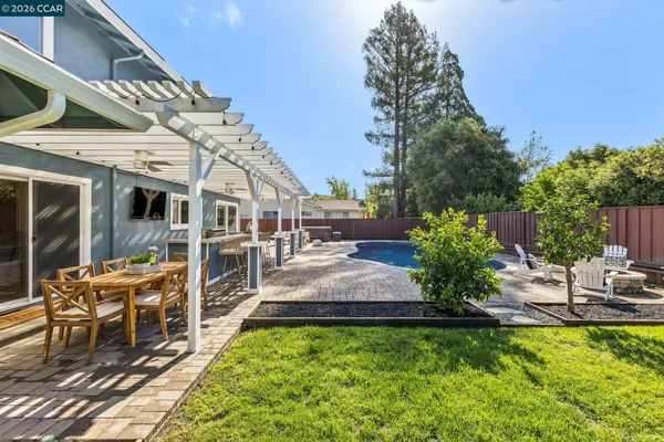 $2,295,000 | 1418 De La Cruz Way, Moraga, CA 94556