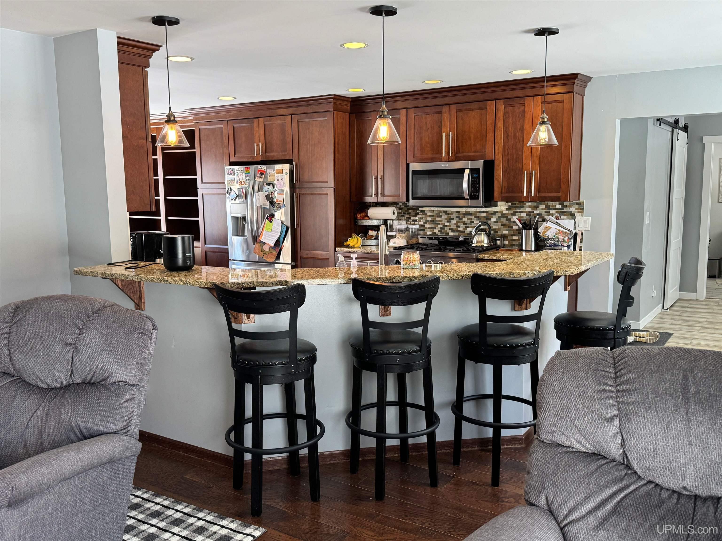 6841 M 75th M Road Escanaba, MI 49829 - Photo 8 of 23