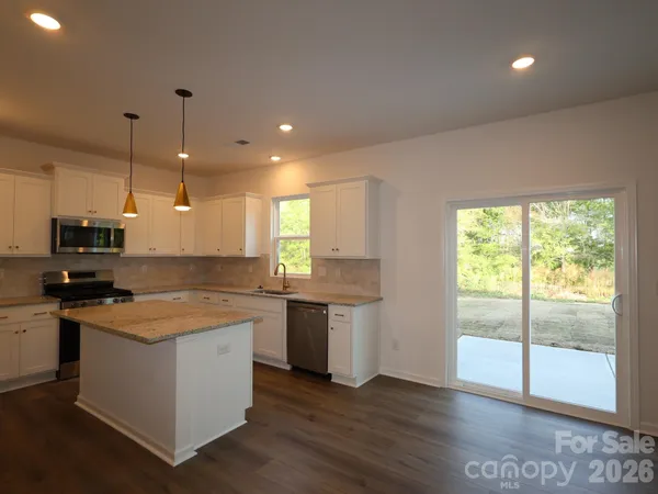 $369,500 | 1313 Fremont Drive, Wingate, NC 28174