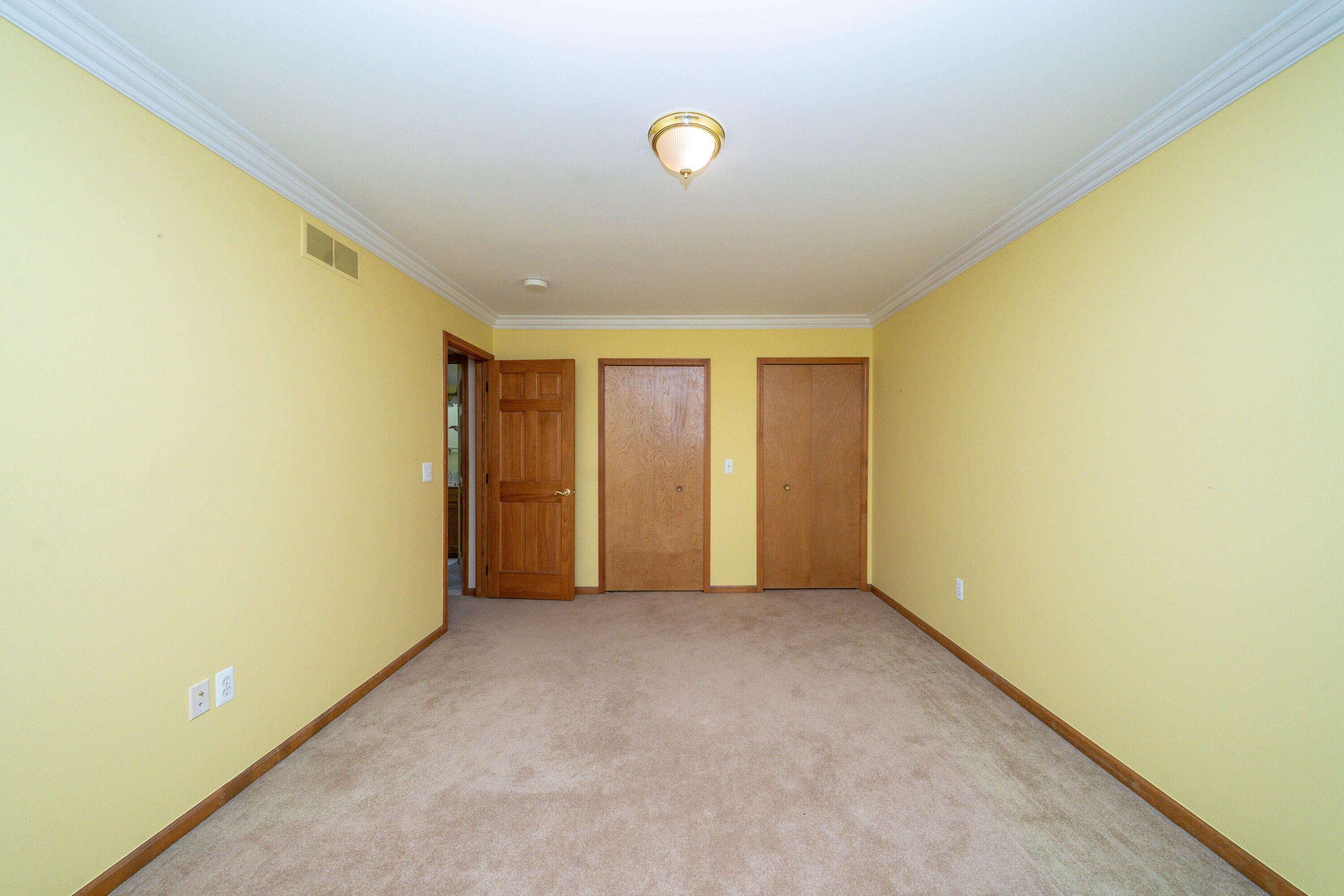 34554 Quaker Valley Road Farmington Hills, MI 48331 - Photo 28 of 56 050_39