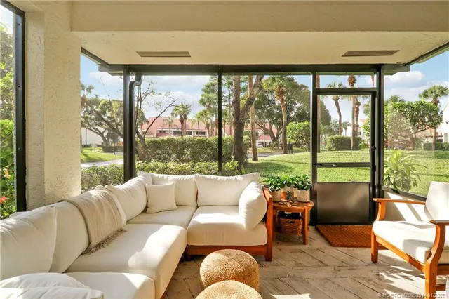 $675,000 | 303 Sea Oats Drive, Unit A, Juno Beach, FL 33408