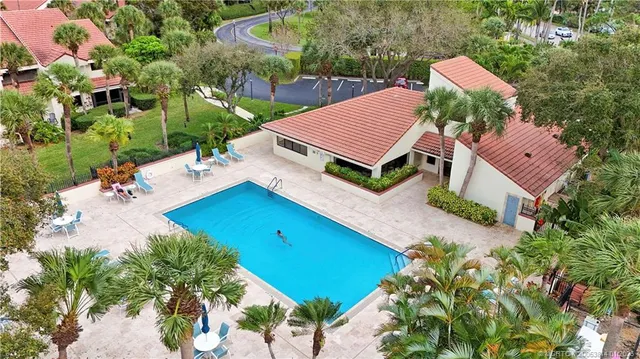 $675,000 | 303 Sea Oats Drive, Unit A, Juno Beach, FL 33408
