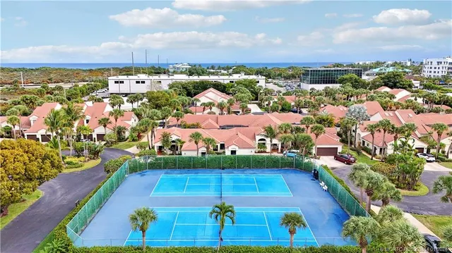 $675,000 | 303 Sea Oats Drive, Unit A, Juno Beach, FL 33408