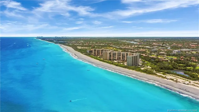 $675,000 | 303 Sea Oats Drive, Unit A, Juno Beach, FL 33408