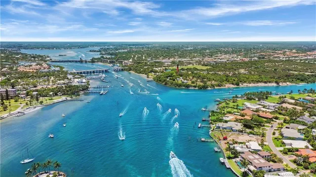 $675,000 | 303 Sea Oats Drive, Unit A, Juno Beach, FL 33408