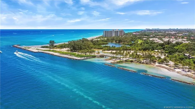 $675,000 | 303 Sea Oats Drive, Unit A, Juno Beach, FL 33408