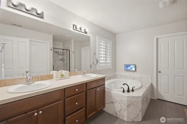 $550,000 | 4804 Lambskin Street Southwest, Tumwater, WA 98512