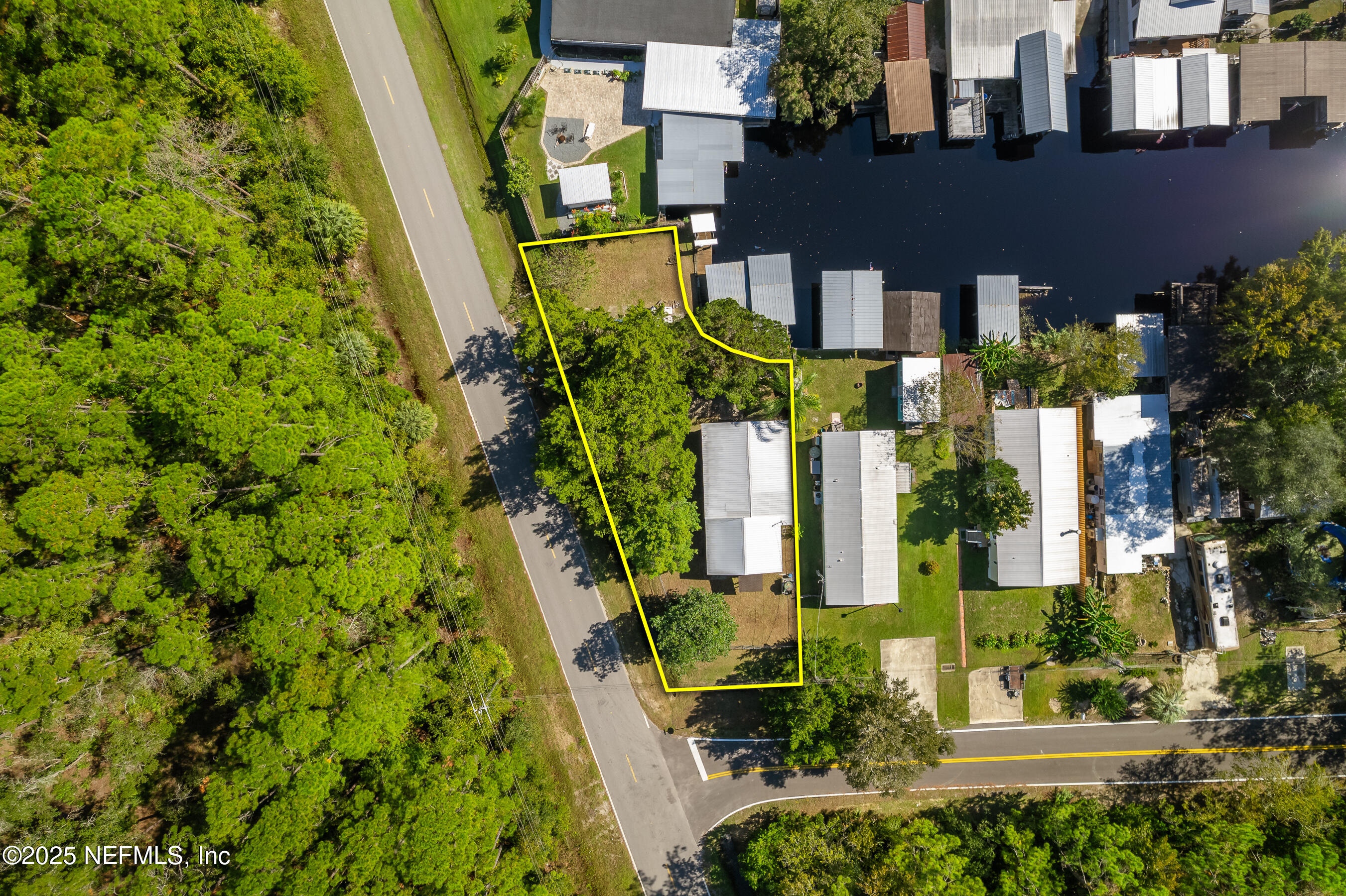 663 Carlin Road Satsuma, FL 32189 - Photo 7 of 19 an aerial view of multiple houses