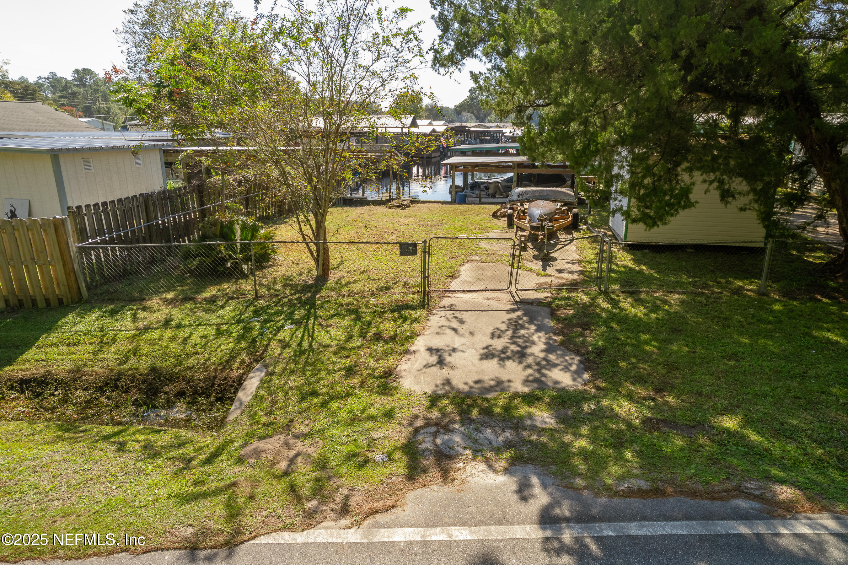 663 Carlin Road Satsuma, FL 32189 - Photo 9 of 19 a view of swimming pool with seating space