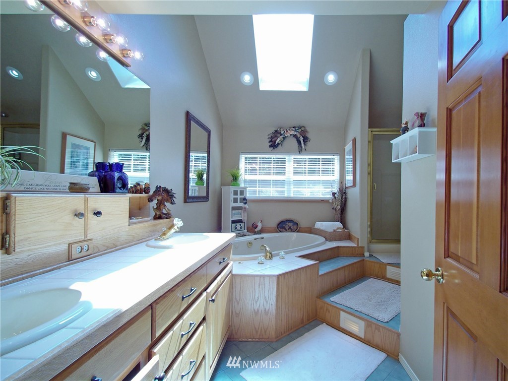 285 Black Diamond Road Port Angeles, WA 98363 - Photo 13 of 25 Gallery Image 13