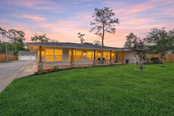 $869,990 | 1914 Peppermill Road, Houston, TX 77080