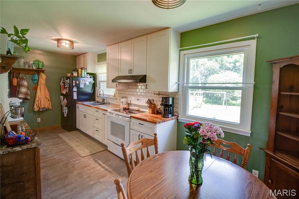 9480 Battleford Road Stonefort, IL 62987 - Photo 26 of 54