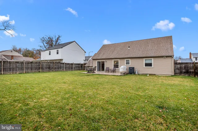 $2,800 | 604 Iva Lane, Fairless Hills, PA 19030