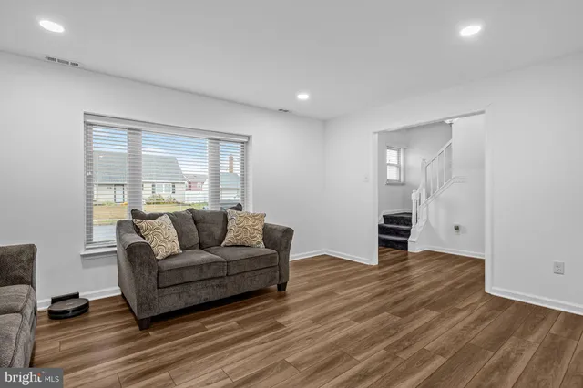 $2,800 | 604 Iva Lane, Fairless Hills, PA 19030