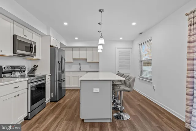 $2,800 | 604 Iva Lane, Fairless Hills, PA 19030