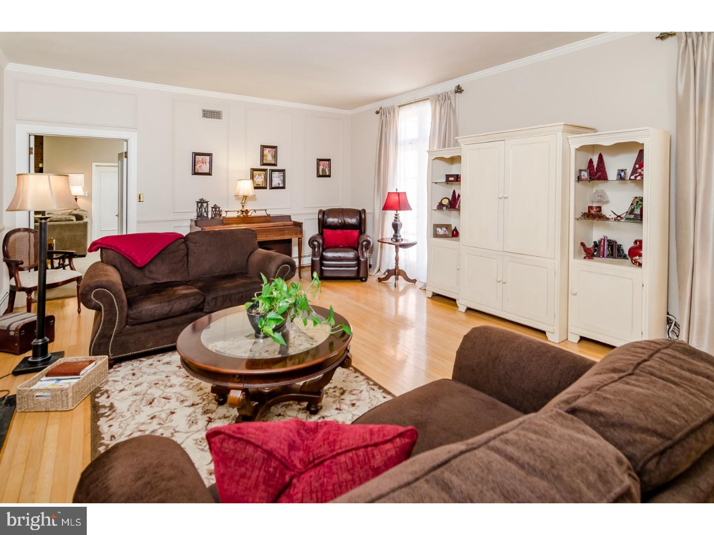 3481 Lawrenceville Road Princeton, NJ 08540 - Photo 7 of 24 Living Room