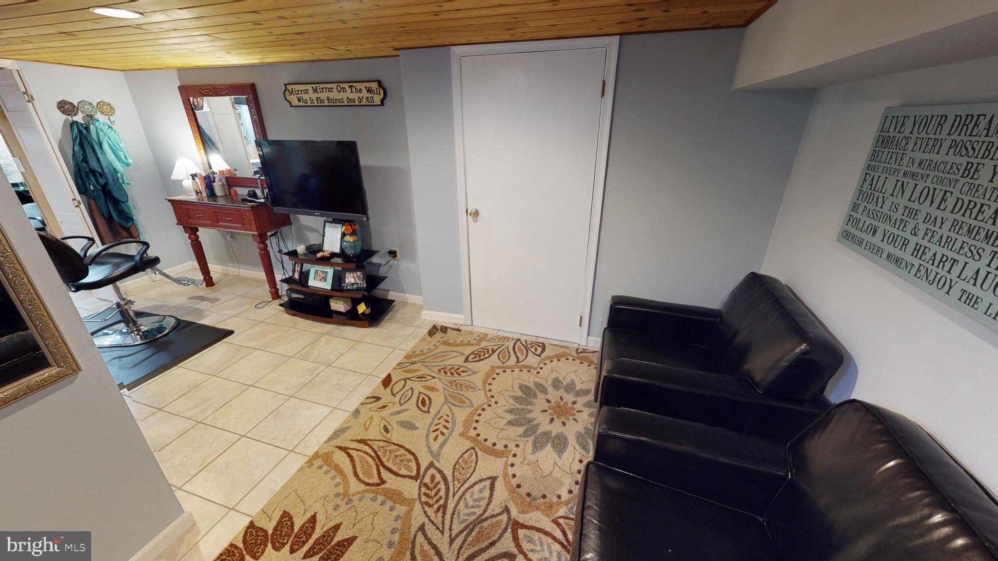 273 Carroll Road Pasadena, MD 21122 - Photo 15 of 16 Gallery Image 15