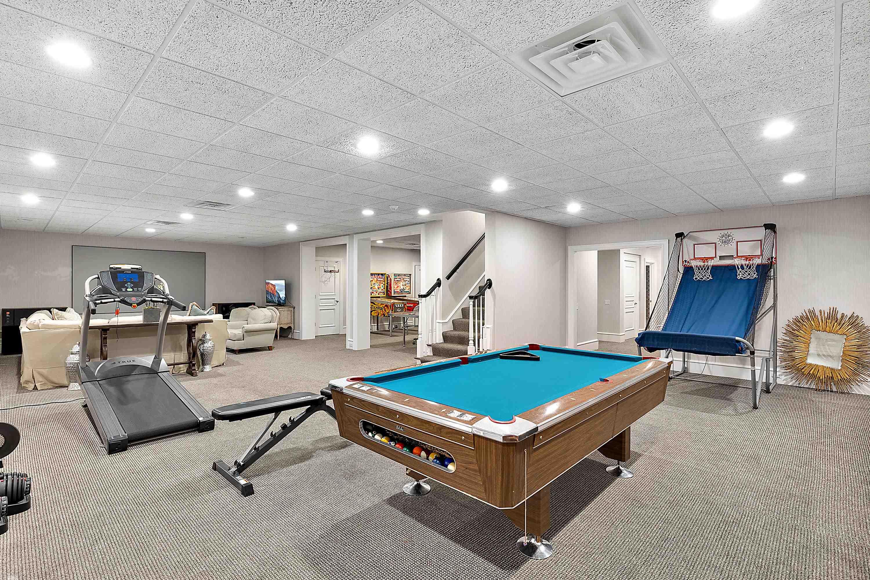 505 Lake Shore Road Grosse Pointe, MI 48236 - Photo 67 of 99 50112077-65.JPG