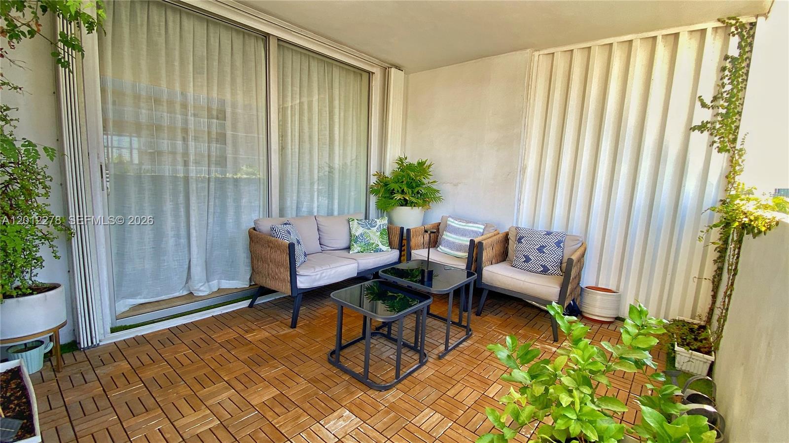 1331 Lincoln Road, Unit 702 Miami Beach, FL 33139 - Photo 21 of 30