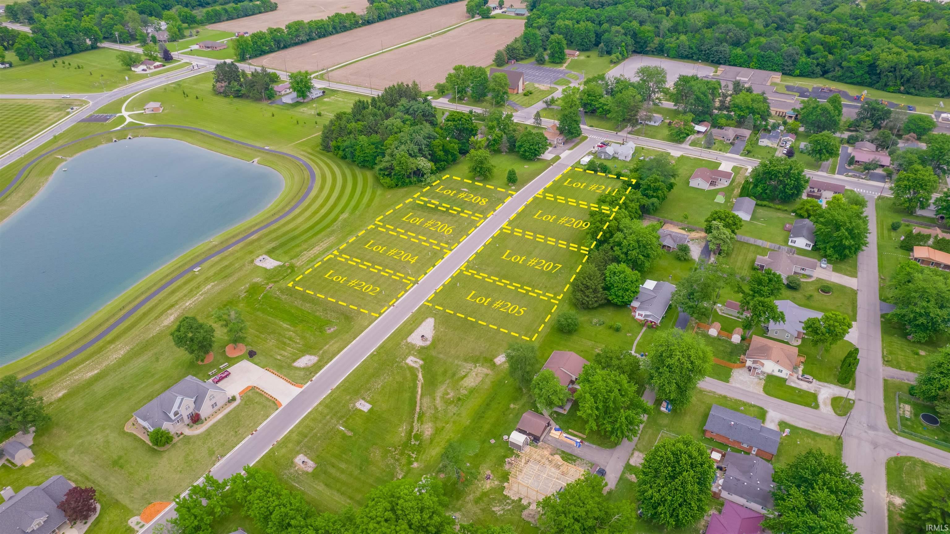 209 Salamonie Lane Wabash, IN 46992 - Photo 2 of 16