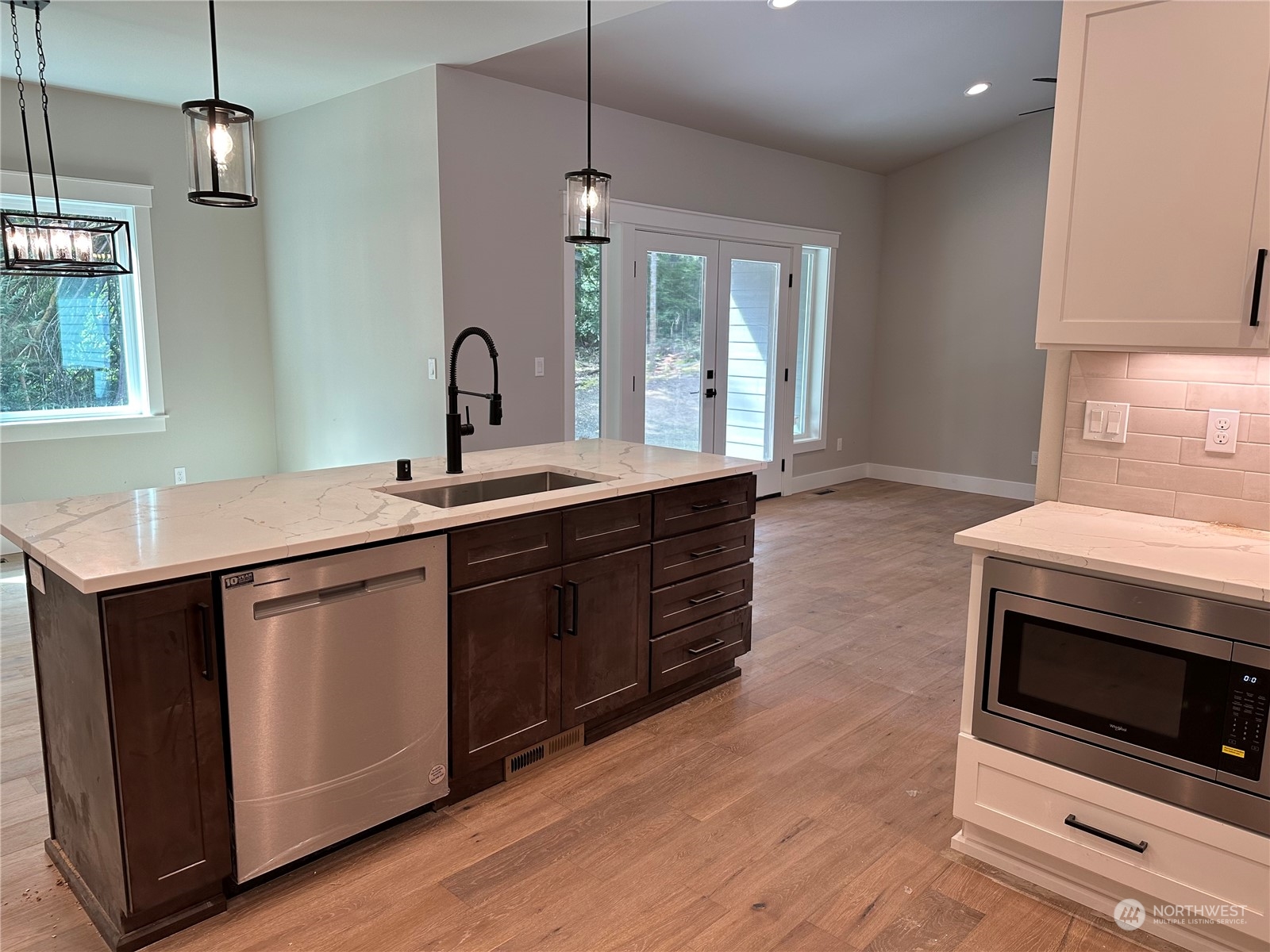 8093 Phillips Road Southeast Port Orchard, WA 98367 - Photo 4 of 22 Gallery Image 4