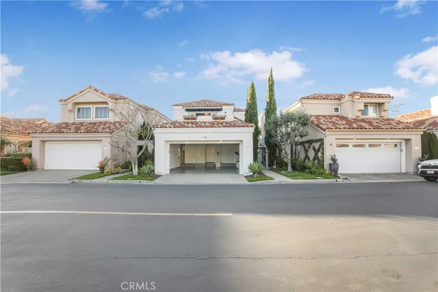 $2,780,000 | 57 Shearwater Place, Newport Beach, CA 92660