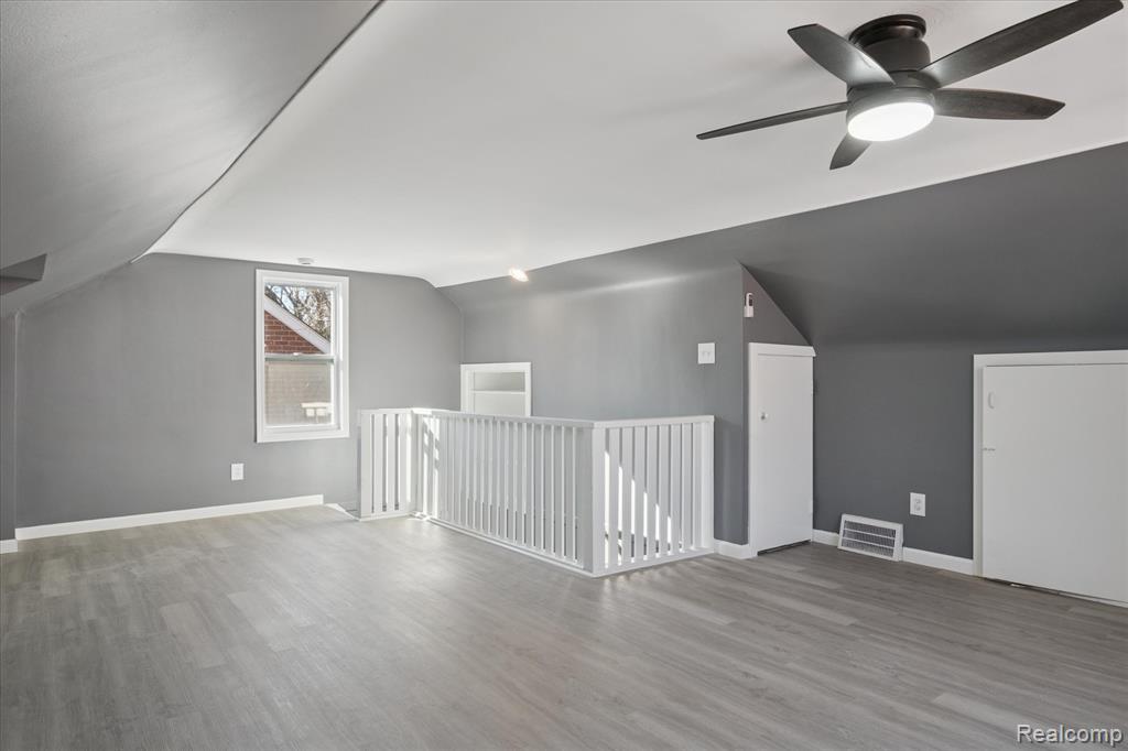 11285 Lakepointe Street Detroit, MI 48224 - Photo 23 of 32