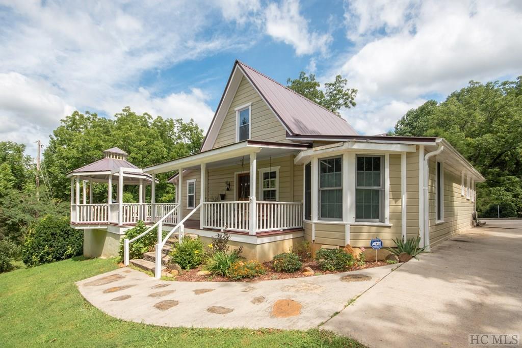 291 Ellijay Road Franklin, NC 28734 - Photo 6 of 66 Gallery Image 6