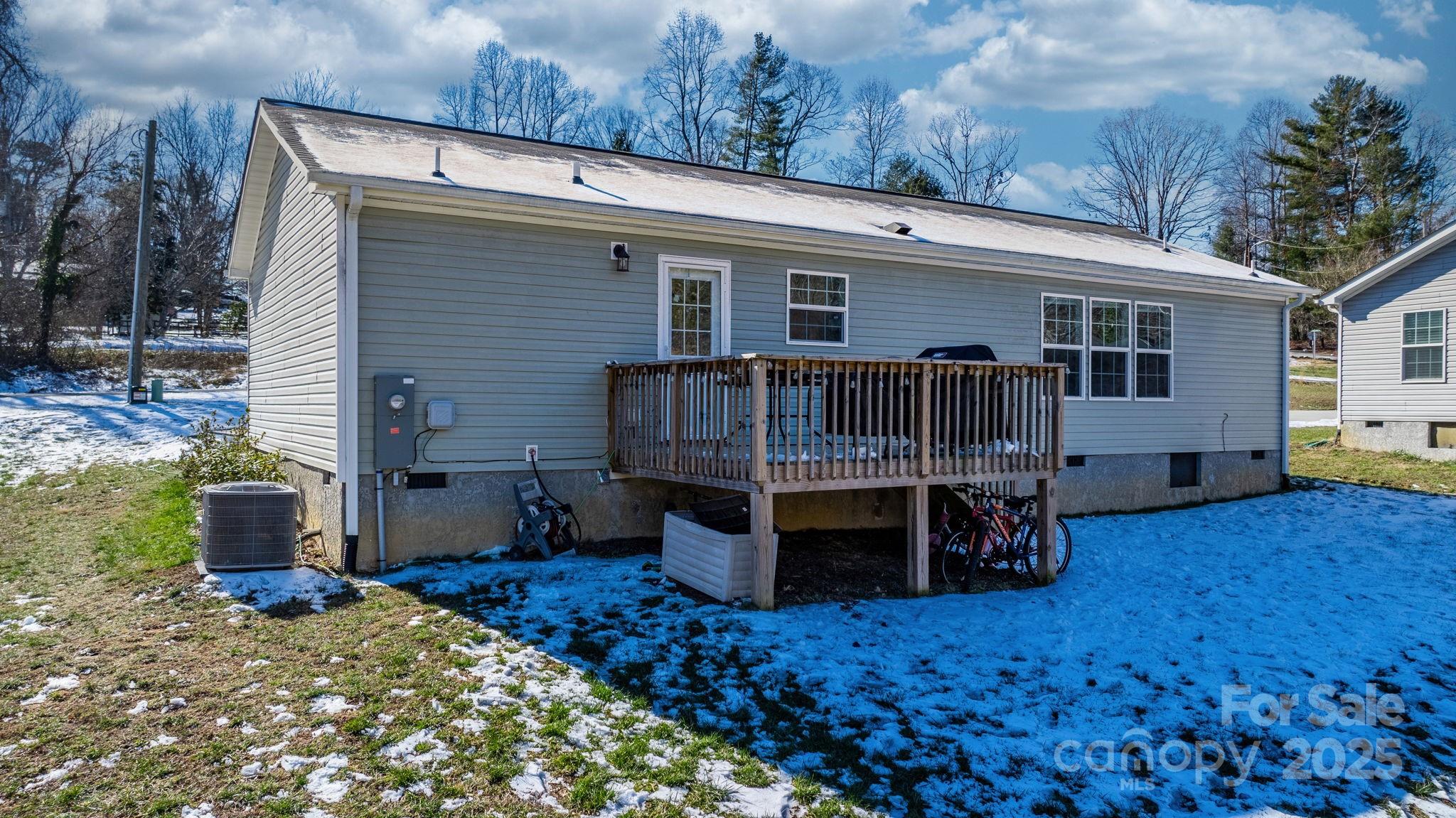 1483 Howard Gap Loop Road Flat Rock, NC 28731 - Photo 22 of 43 Gallery Image 22