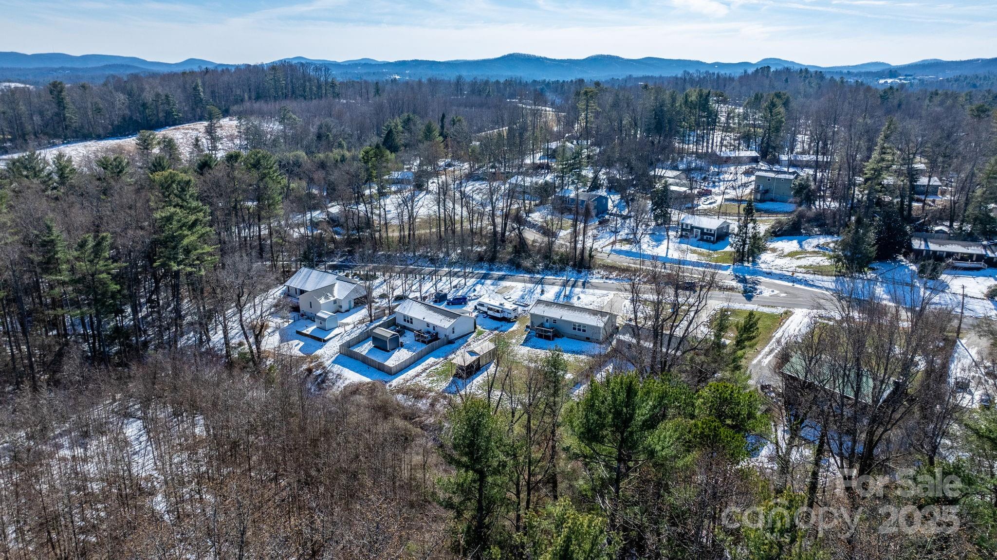 1483 Howard Gap Loop Road Flat Rock, NC 28731 - Photo 40 of 43 Gallery Image 40