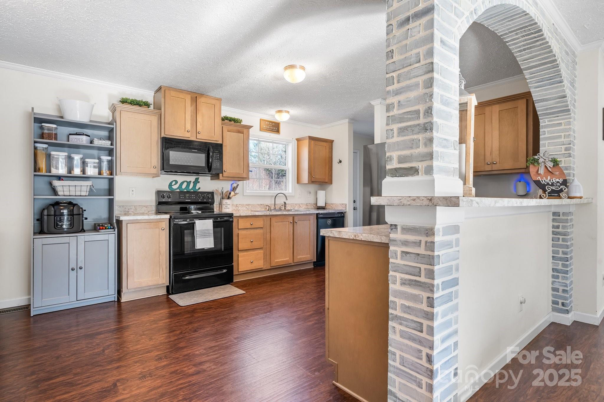 1483 Howard Gap Loop Road Flat Rock, NC 28731 - Photo 8 of 43 Gallery Image 8