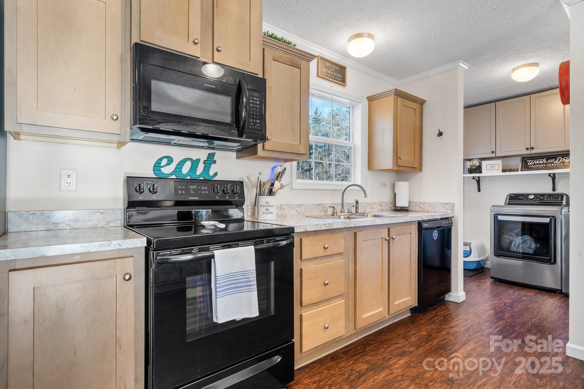 1483 Howard Gap Loop Road Flat Rock, NC 28731 - Photo 10 of 43 Gallery Image 10