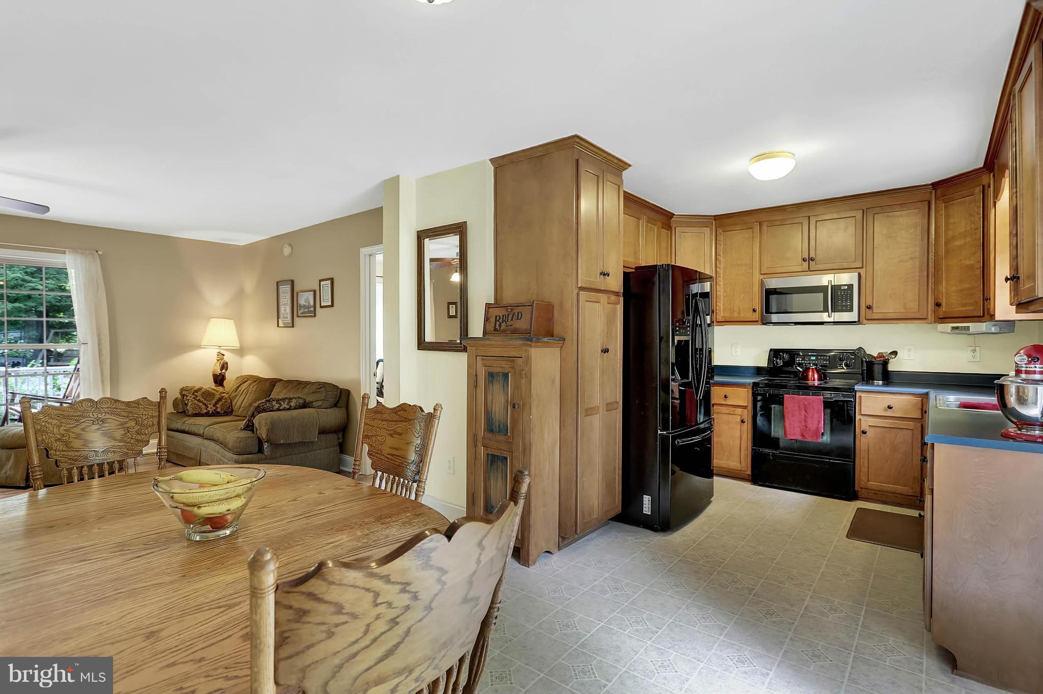 7435 Comorn Road King George, VA 22485 - Photo 7 of 27 Kitchen