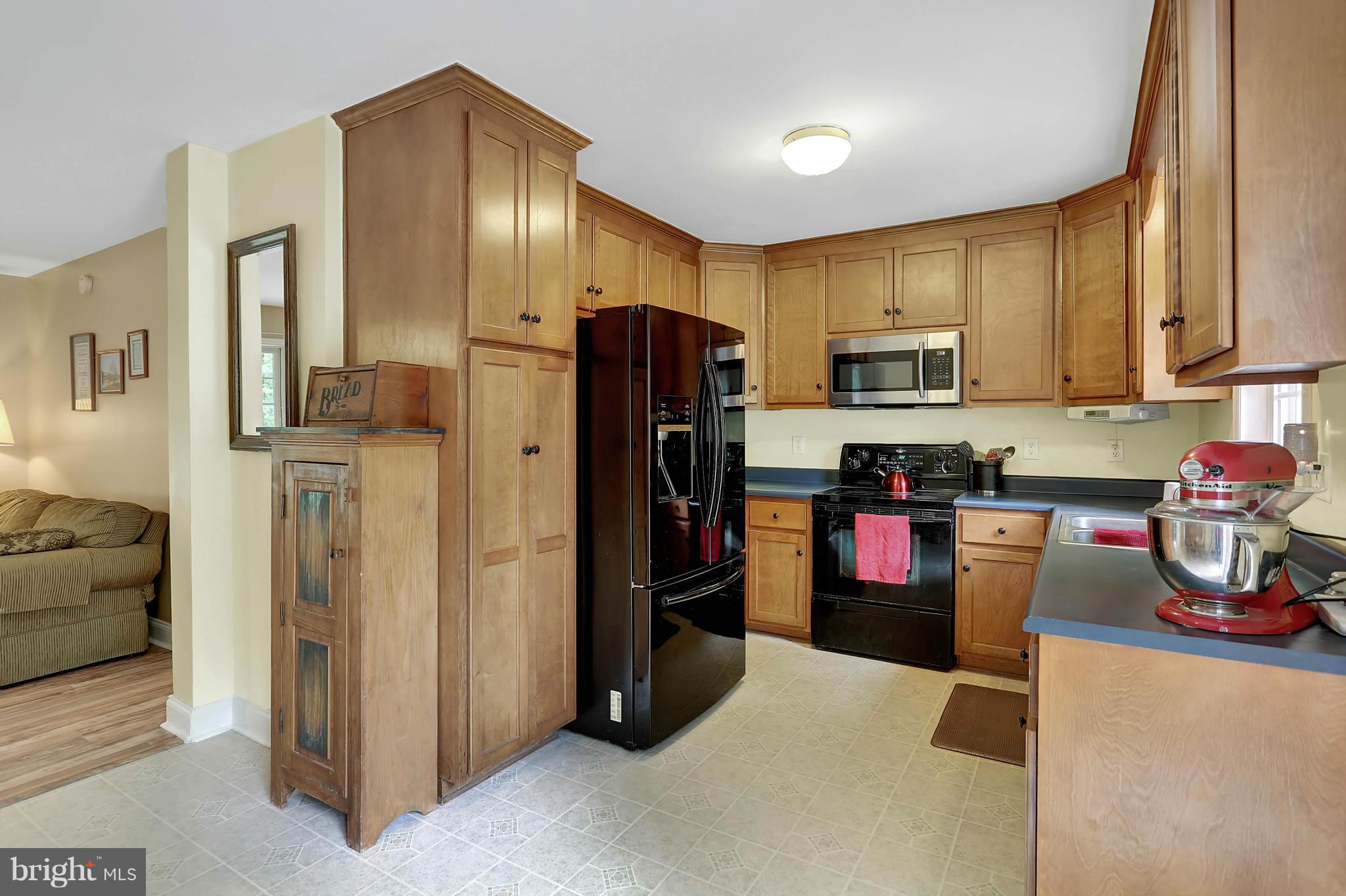 7435 Comorn Road King George, VA 22485 - Photo 8 of 27 Kitchen
