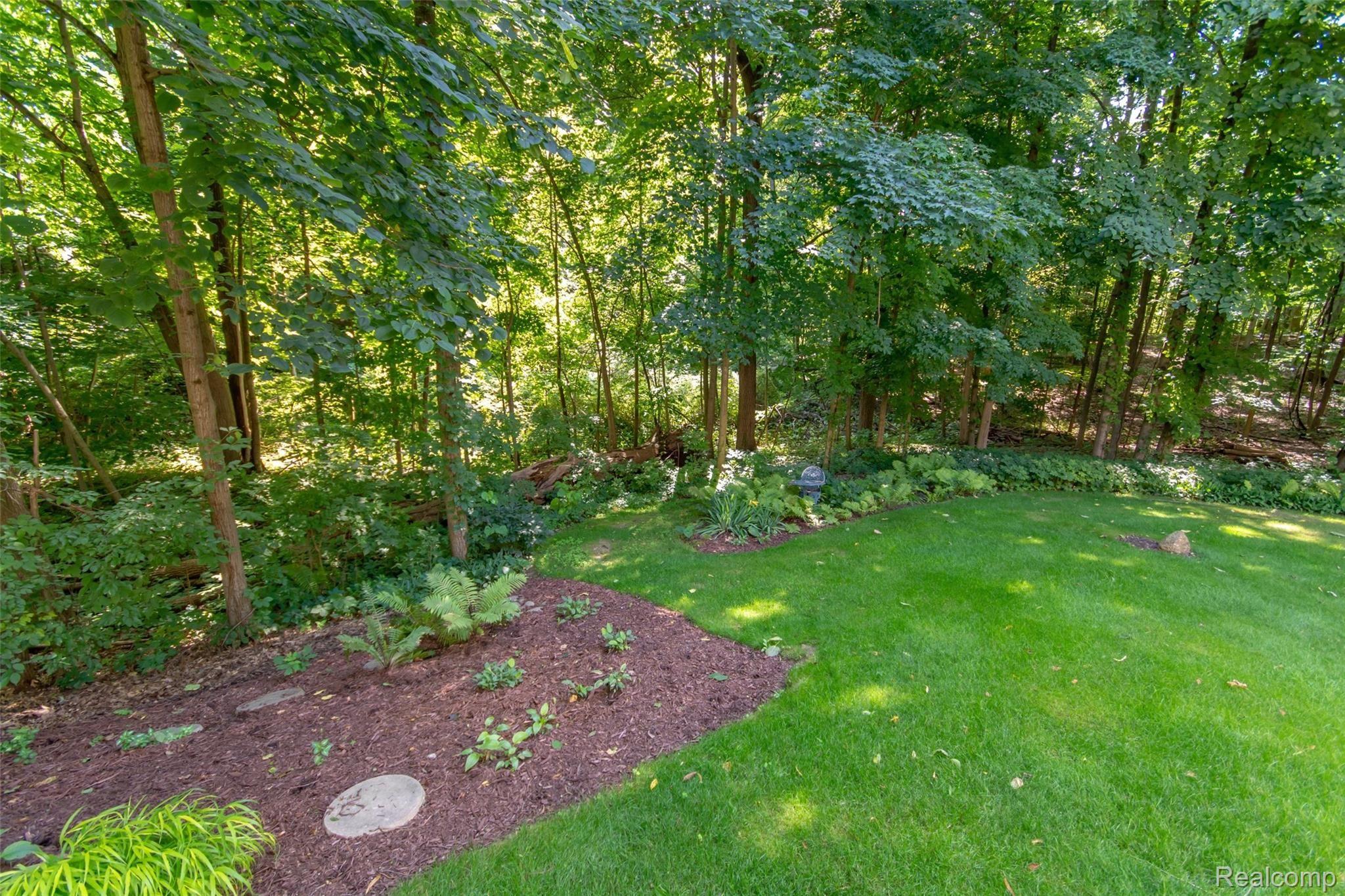 18166 Hickory Ridge Road Fenton, MI 48430 - Photo 32 of 44 DSC_8729.jpg