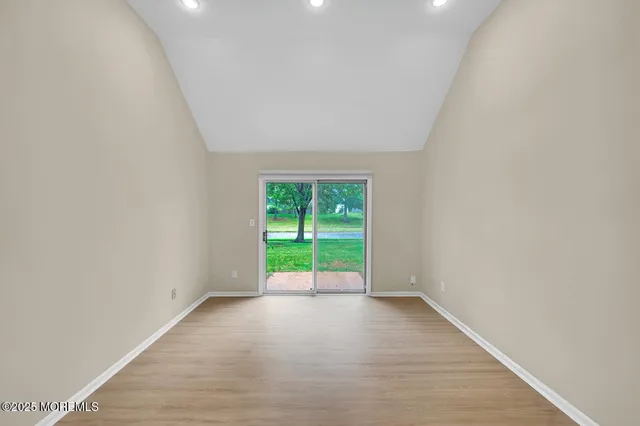 $3,550 | 4 Cooper Court, Freehold, NJ 07728