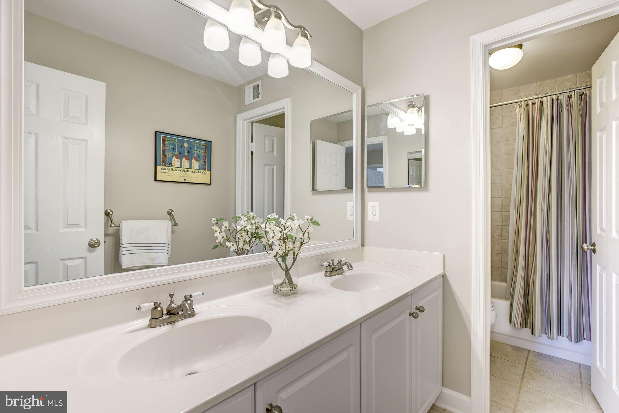 11412 Night Star Way Reston, VA 20194 - Photo 24 of 49