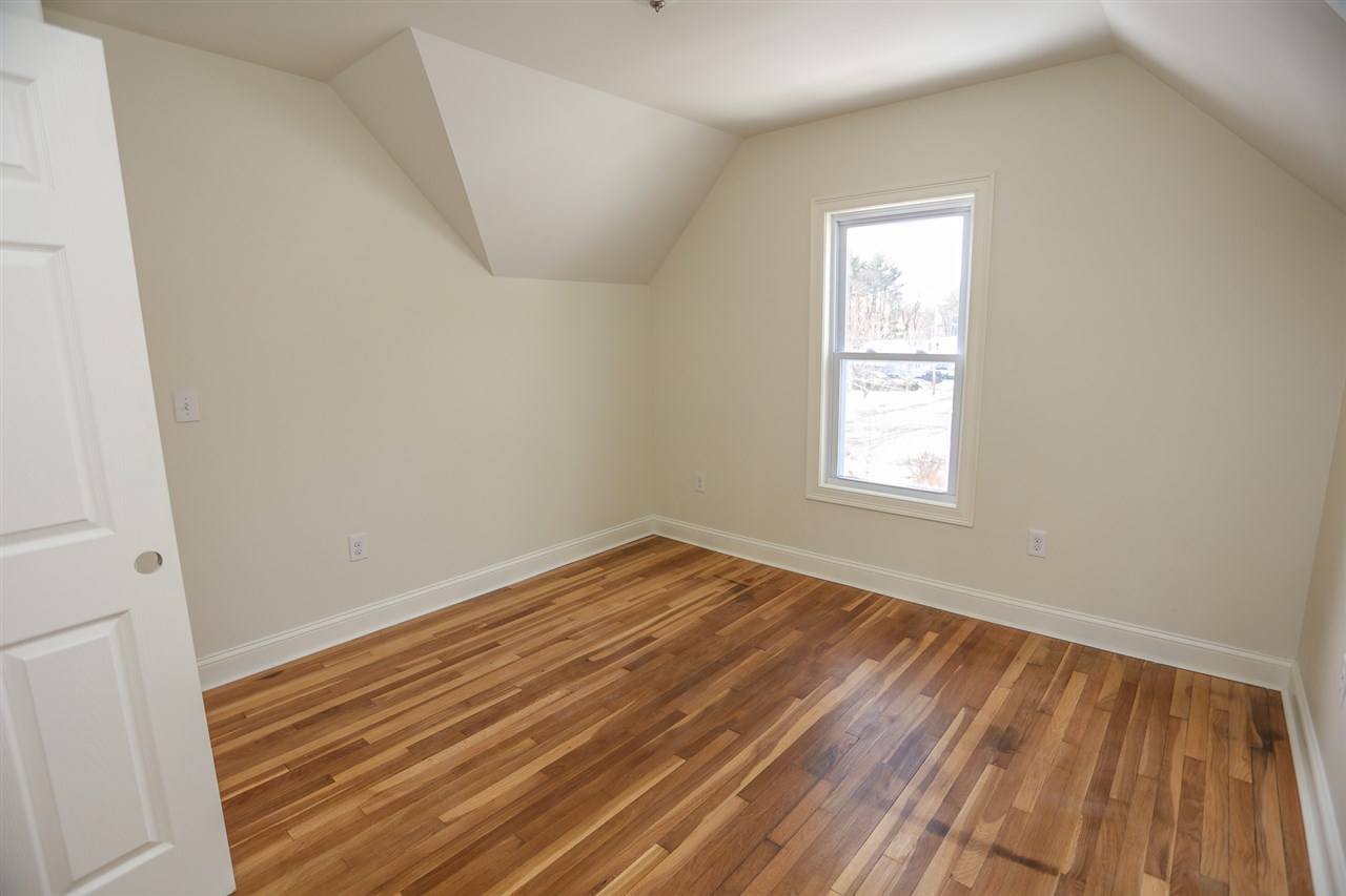 1142 Cilley Road Manchester, NH 03103 - Photo 33 of 40 Gallery Image 33