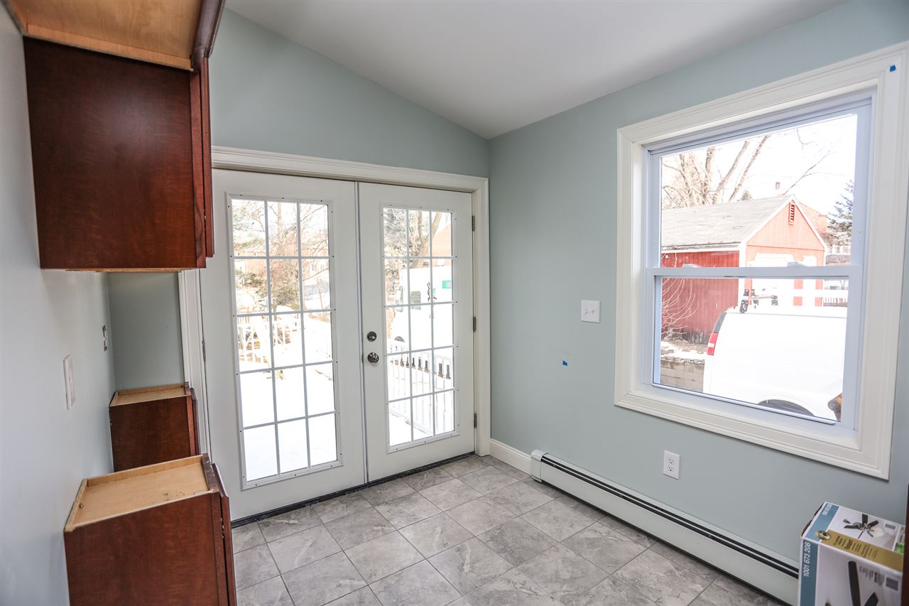 1142 Cilley Road Manchester, NH 03103 - Photo 9 of 40 Gallery Image 9