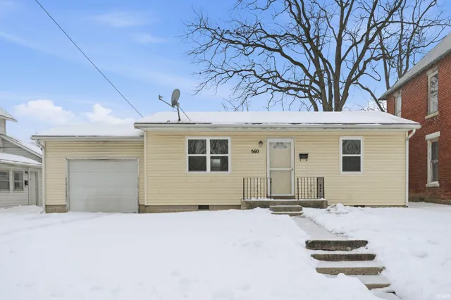 $119,000 | 560 South Jefferson Street, Montpelier, IN 47359